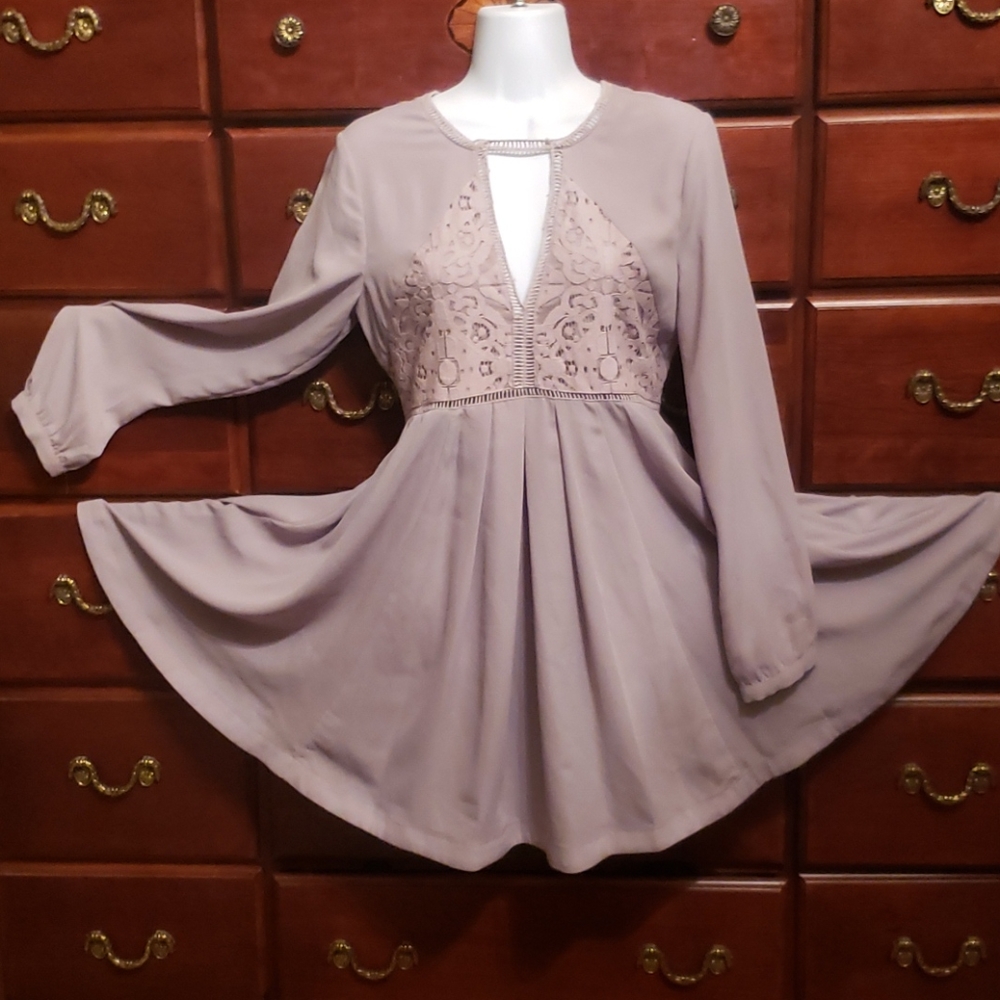 Gianni Bini Skater dress! - Picture 2 of 8